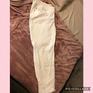Torrid Size 24 White Jeggings